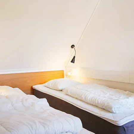 Lxvi Feriehus *